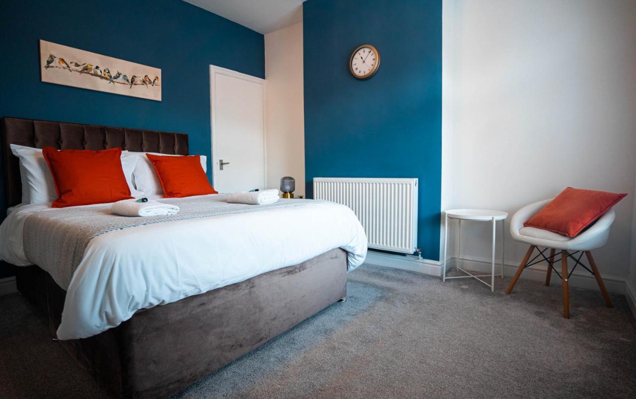 Comfortable House In Nuneaton Sleeps5 Free Parking Good Amenites Exterior foto